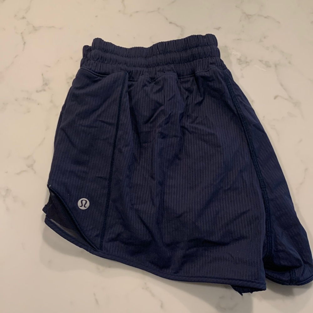 Lululemon 2.5 inch shorts